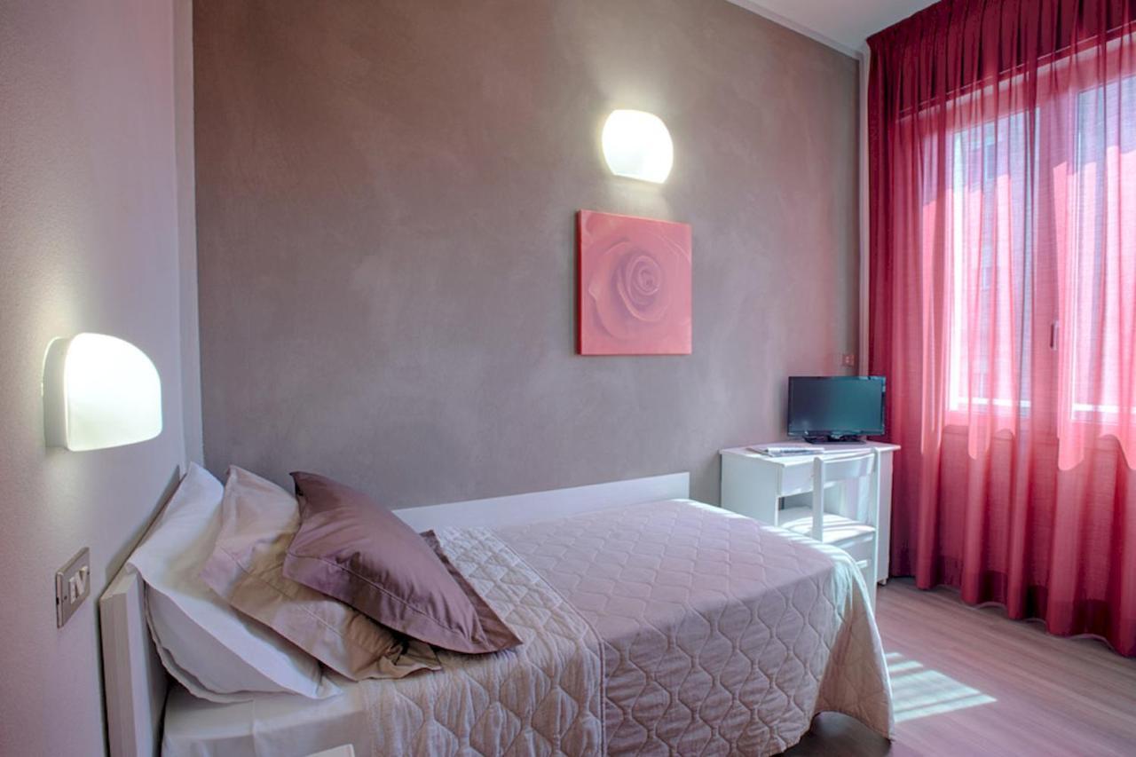Hotel Columbia Bellaria-Igea Marina Chambre photo